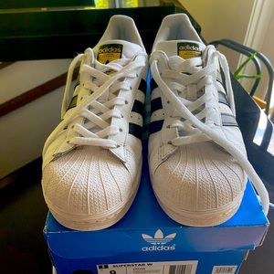Adidas Superstar Women’s